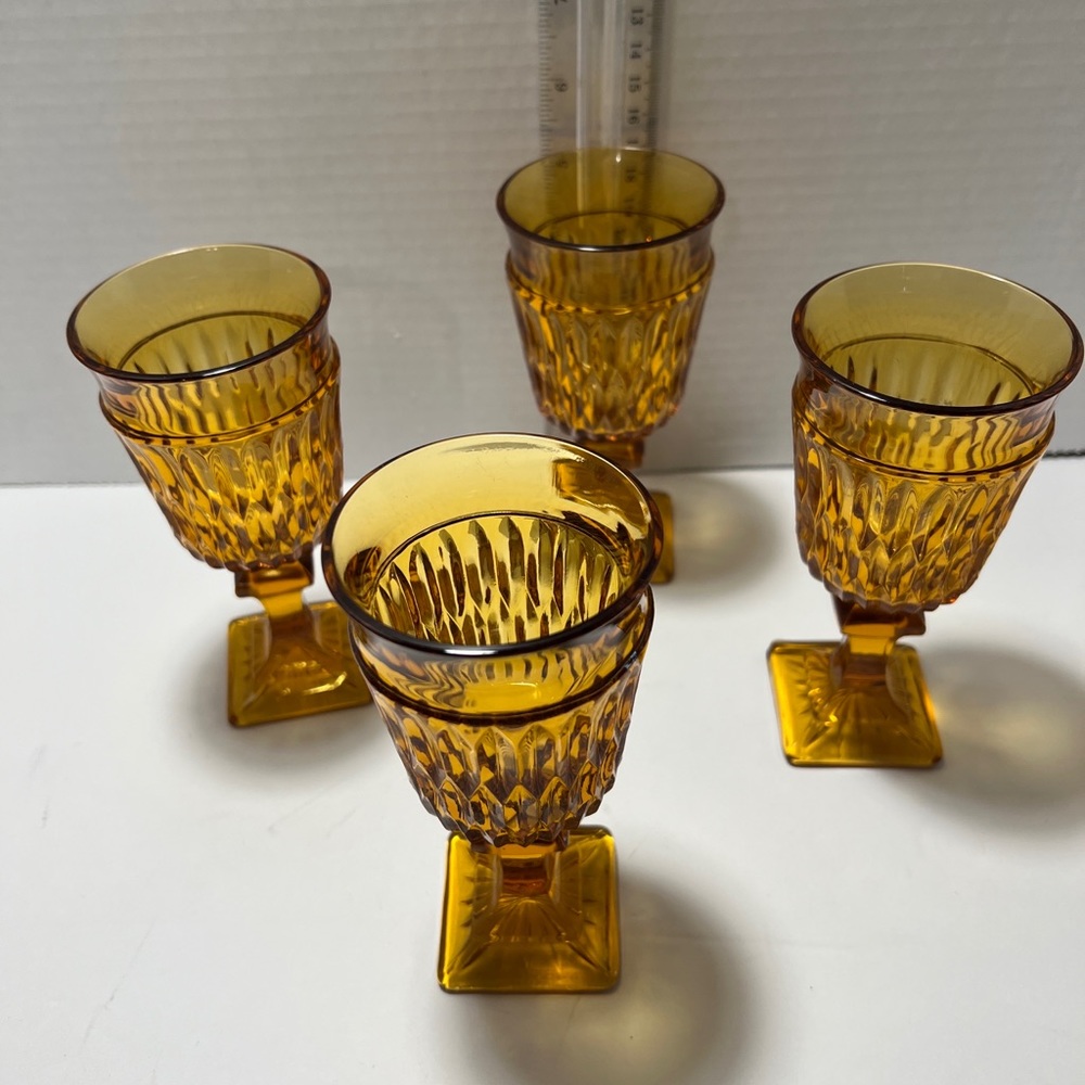 Vintage Amber diamond point Mt Vernon 1968 goblets/ tea glasses set 4